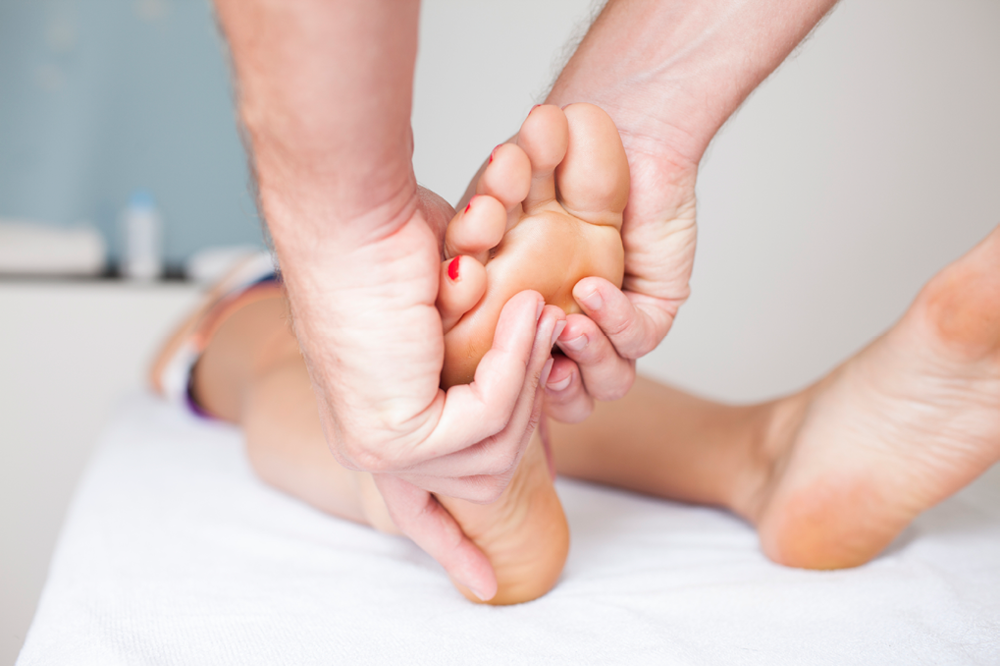 AcupAcupressure Vs Acupuncture: What Is the Difference, and Which Is Best For You?